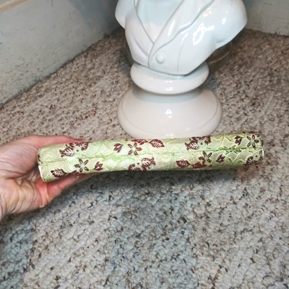 Vintage Jeweled Clasp Green Floral Brocade Convertible Chain Strap Clutch Purse - Picture 3 of 15